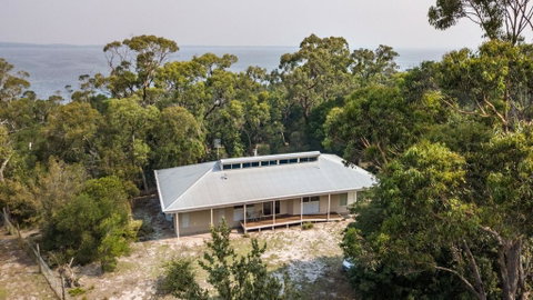 Acacia Lakehouse - The Lake At Your Doorstep - Accommodation Adelaide 0