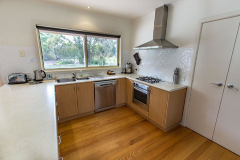 Acacia Lakehouse - The Lake At Your Doorstep - Accommodation Adelaide 2