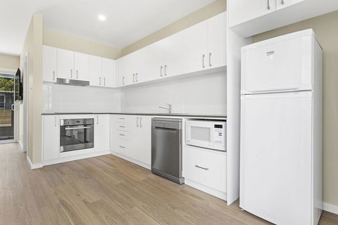 Achilles Street, 1/6 - Accommodation Adelaide 3