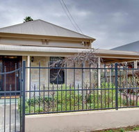 Adelaide close CBD Large Private Studio Apartment in St Peters - Accommodation Adelaide
