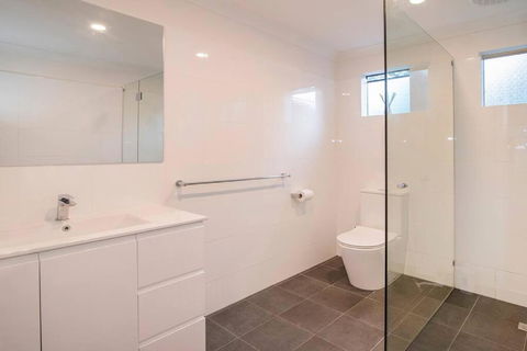 Eagle Bay Summerhaus - Accommodation Adelaide 2