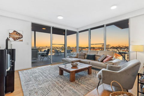 EAST34/60 - Urban Sanctuary - Accommodation Adelaide 0