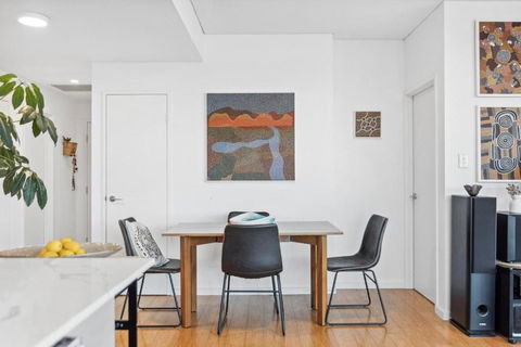 EAST34/60 - Urban Sanctuary - Accommodation Adelaide 2
