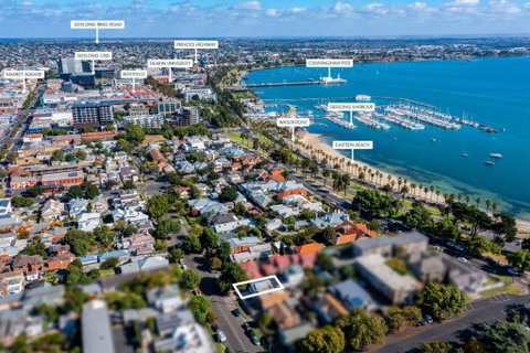Eastern Beach Retreat - Accommodation Adelaide 0