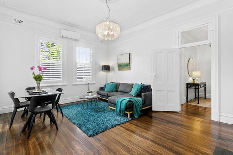 EDW19 - Stylish 2-Bed, 2-Bath Townhose In Drummoyne - Accommodation Adelaide 3