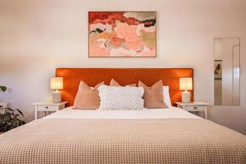 EM Apartments - Accommodation Adelaide 0
