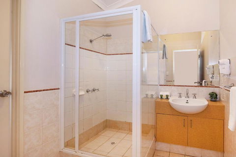 EM Apartments - Accommodation Adelaide 1