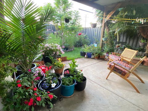 ENTIRE HOME IN WERRIBEE,BEST POSSIBLE LOCATION YOU CAN FIND - Accommodation Adelaide 1