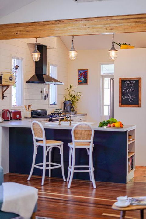 Entire Boutique Home - The Rustic Cottage - Canungra - Accommodation Adelaide 2