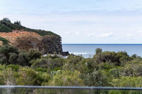 Exquisite Beachside Mansion - Accommodation Adelaide 2