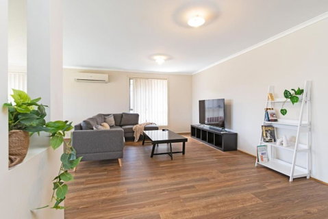 Family Home For A Fiesta - Accommodation Adelaide 2