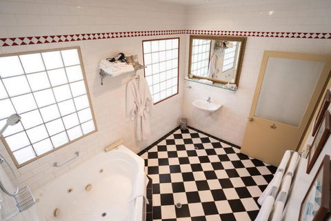 Fire Station Inn - Accommodation Adelaide 4
