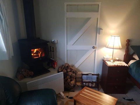 Handsome Hills Dairy Retreat - Accommodation Adelaide 3