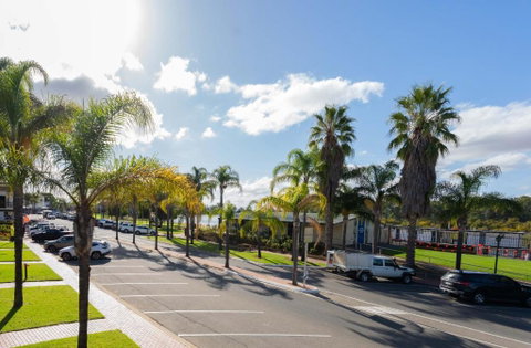 Hotel Renmark - Accommodation Adelaide 1