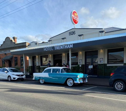 Hotel Trentham Villa 2 - Accommodation Adelaide 1