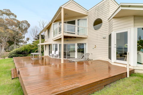 Aegina - Accommodation Adelaide 0