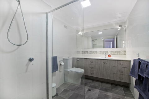 Akuna 20, 6 Joffre Street - Accommodation Adelaide 1