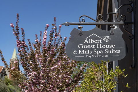 Albert Guest House And Mills Spa Suites - Accommodation Adelaide 1