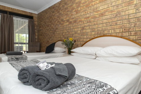 Albert Park Motor Inn - Accommodation Adelaide 2