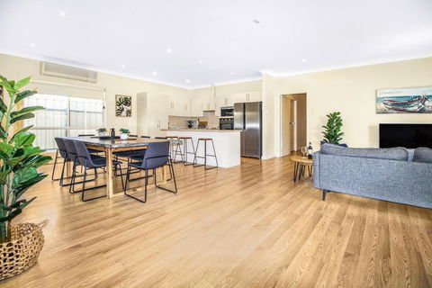 Aldinga Beach Experience - Accommodation Adelaide 0