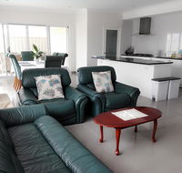 Alkimos Beach Retreat - Accommodation Adelaide