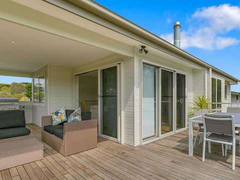 All Decked Out - Accommodation Adelaide 3