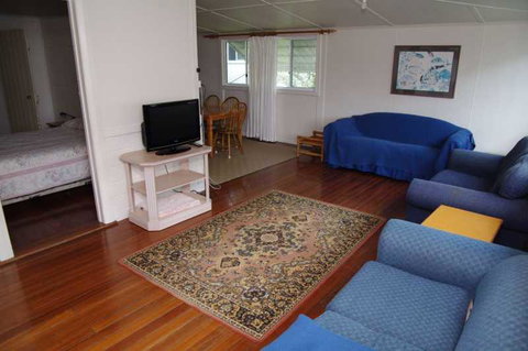 Almare, 7 Gowing Street - Accommodation Adelaide 2