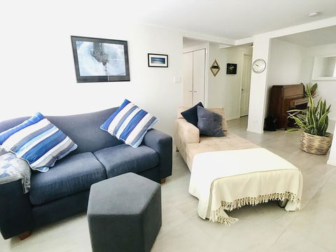 Aloha Alex Beach House Pet-friendly- 450m To The Beach - Accommodation Adelaide 2