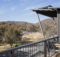 Alpine Lake Retreat - Accommodation Adelaide