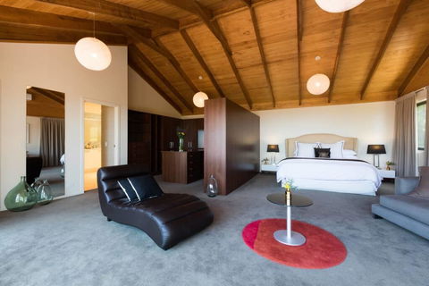 Altitude 261 - Accommodation Adelaide 2