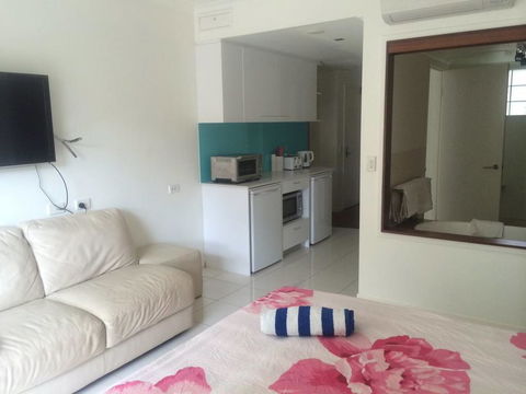 AmphoraStudioPalmCove - Accommodation Adelaide 2