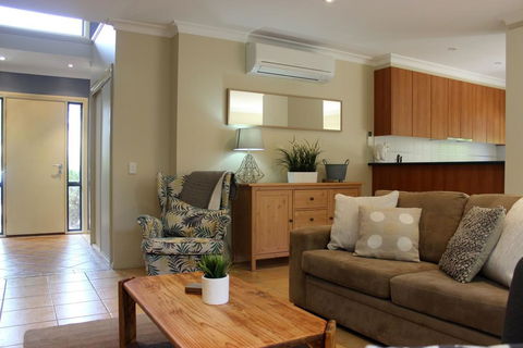 Annie's Place - Accommodation Adelaide 1