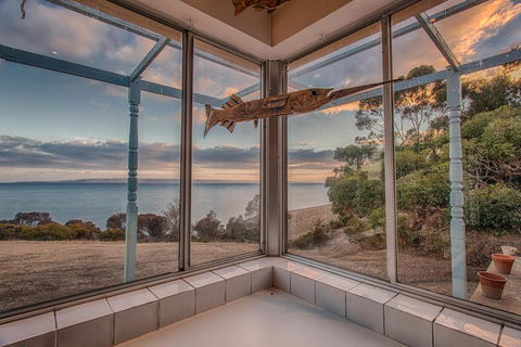 Antechamber Bay Retreats - Accommodation Adelaide 0