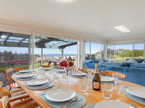 Antonio's Paradise - Spectacular Views Over Warrain Beach - Accommodation Adelaide 3