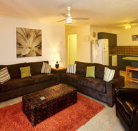 Apartment with Inground Pool - Accommodation Adelaide