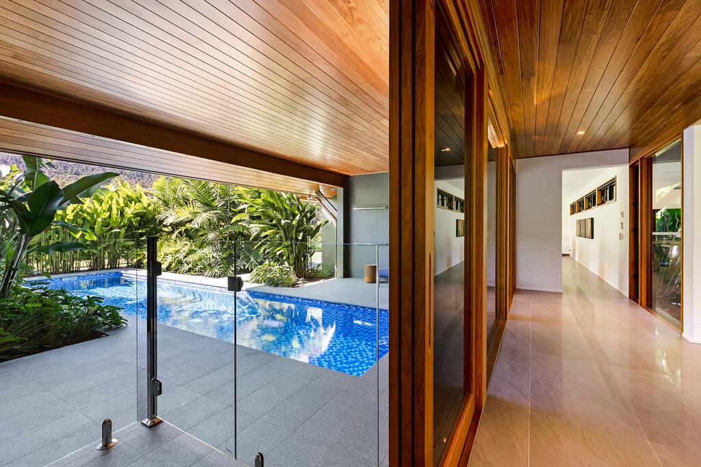 Flametree QLD Accommodation Adelaide