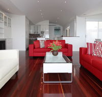 Aqua Luna - Accommodation Adelaide