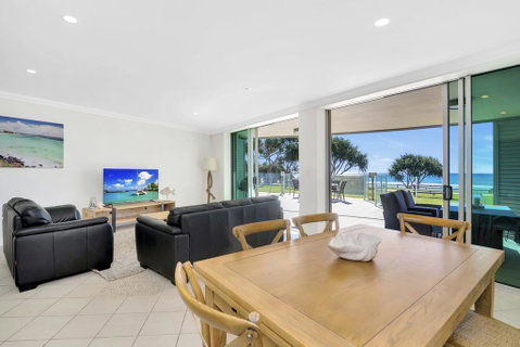 Aqua Solai Unit 1 - Accommodation Adelaide 2