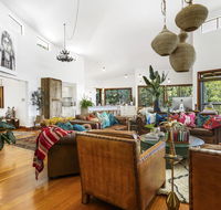 Aquila Retreat Mansion - Accommodation Adelaide