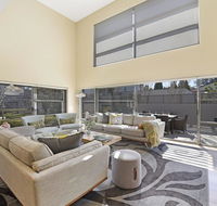 Arum 4 Heritage Park - contemporary  timeless - Accommodation Adelaide