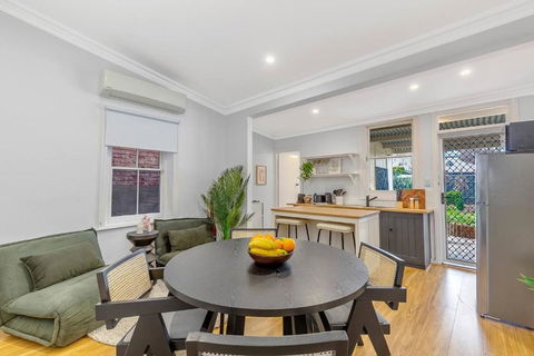 Main Street Terrace - An Elegant Urban Escape - Accommodation Adelaide 0