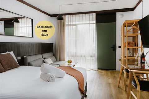M Hotel - Accommodation Adelaide 0