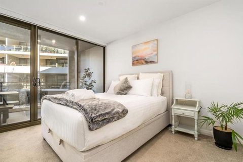 Modish Apartment Near Parliamentary Triangle - Accommodation Adelaide 0