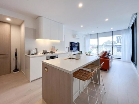 Modern Luxury 2B2B Sky Garden SmartTV - Accommodation Adelaide 2