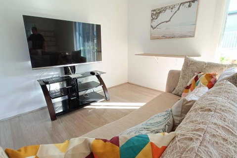 New And Cozy 2 Bedrooms Granny Flat With Aircon & Pool - Accommodation Adelaide 1