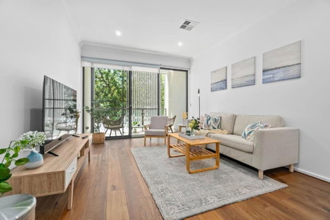 New Luxury Stylish Elegant Townhouse For Families - Accommodation Adelaide 1
