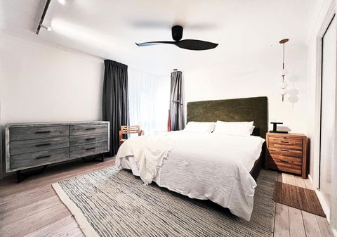 NEW Serene Modern Oasis - Accommodation Adelaide 1