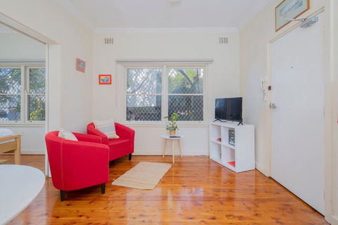Newcastle Nook - Convenient Comforts In The CBD - Accommodation Adelaide 2