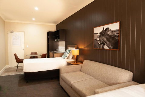 Nightcap At Archer Hotel - Accommodation Adelaide 2