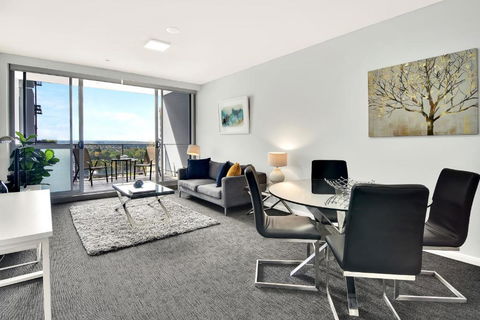 North Sydney Large Two Bedroom MIL2302 - Accommodation Adelaide 0